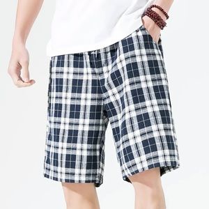 Vertigo Flat Front Black/Gray/White/Blue Plaid Shorts Size 34